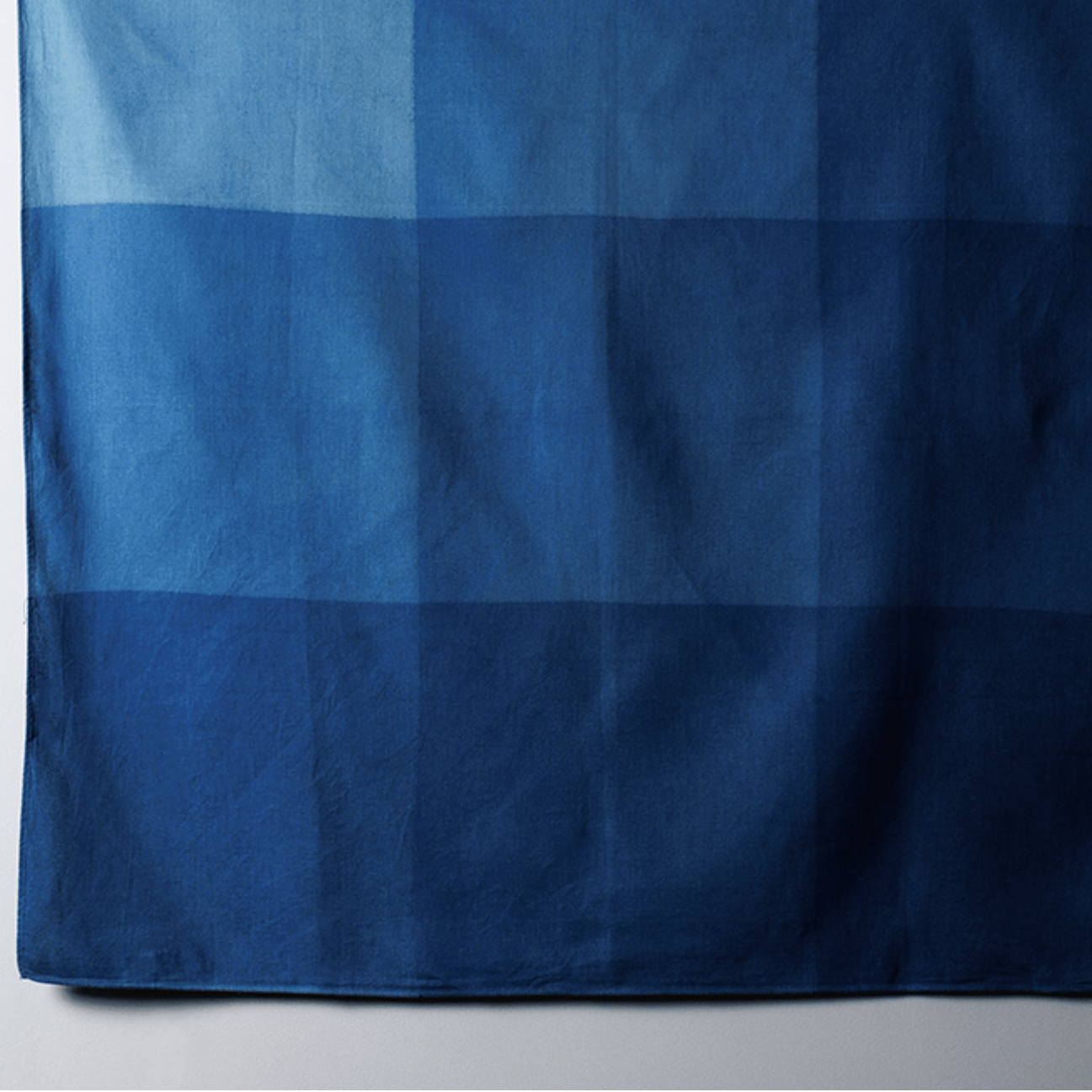 Furoshiki 100 – Naturally Indigo - Dyed Ichimatsu Gradation