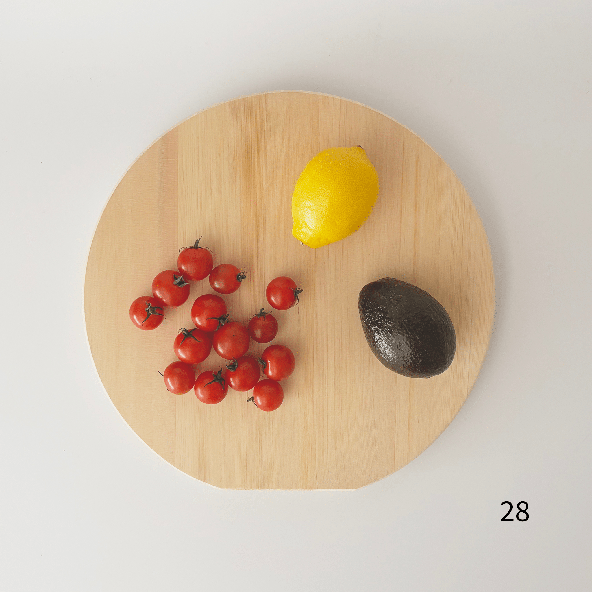 Yamaichi Hinoki Grand Round Cutting Board
